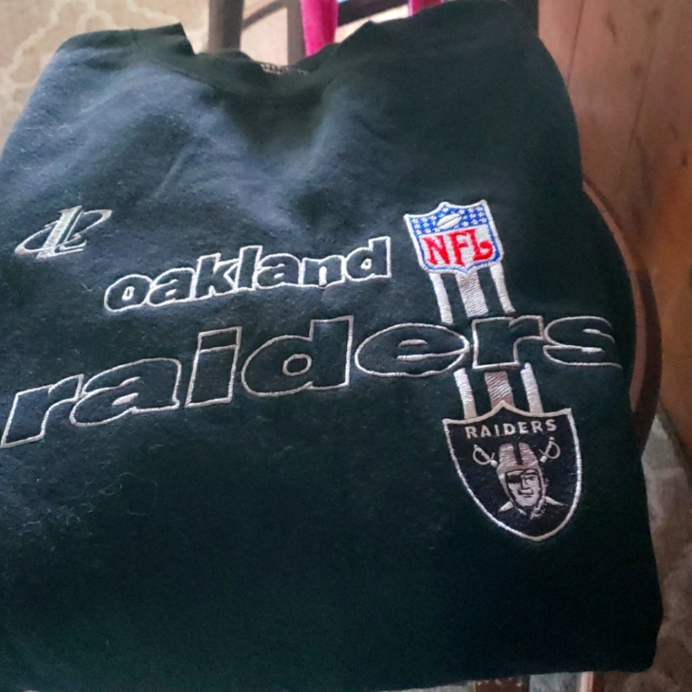 Raiders NFL sweatshirt